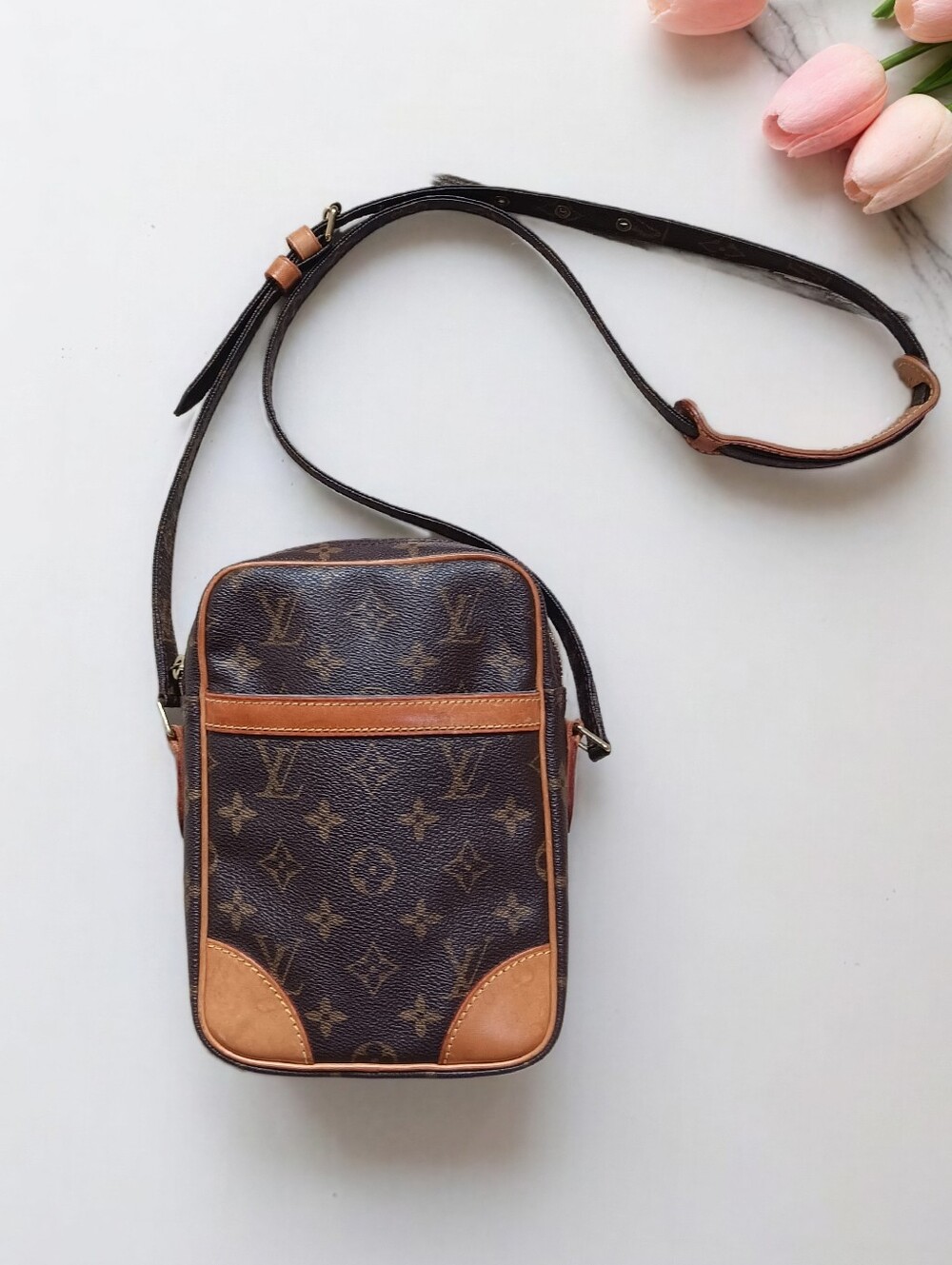 Louis Vuitton Danube Monogram Crossbody Vintage 2000 ✨ EUC - Picture 3 of 16